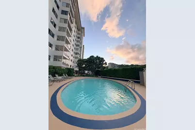 1001 Wilder Avenue #806, Honolulu, HI 96822 - Photo 17