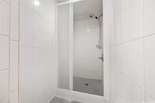 2440 Kuhio Ave, Honolulu, HI 96815 - Photo 13