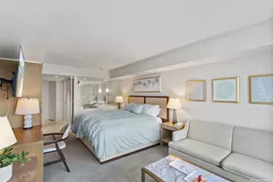 383 Kalaimoku St, Honolulu, HI 96815 - Photo 5