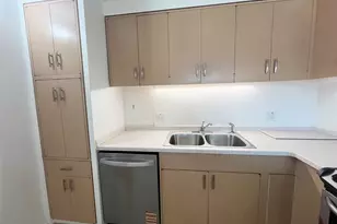 1350 Ala Moana Blvd, Honolulu, HI 96814 - Photo 9