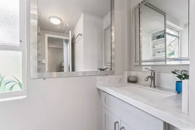 222 Kaiulani Avenue #201, Honolulu, HI 96815 - Photo 13