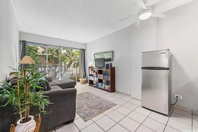 222 Kaiulani Avenue #201, Honolulu, HI 96815 - Photo 3