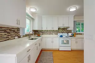 2035 Kakela Dr, Honolulu, HI 96822 - Photo 7