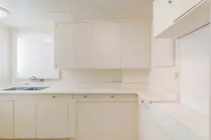 2035 Kakela Dr, Honolulu, HI 96822 - Photo 15
