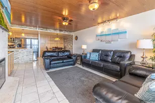 2240 Kuhio Ave, Honolulu, HI 96815 - Photo 3