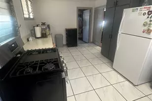 2742 Kaaha St, Honolulu, HI 96826 - Photo 5