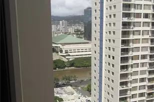 411 Hobron Ln, Honolulu, HI 96815 - Photo 9