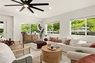 3133 Nihi St, Honolulu, HI 96819 - Photo 1