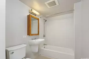 1009 Kapiolani Blvd, Honolulu, HI 96814 - Photo 9