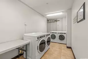747 Amana St, Honolulu, HI 96814 - Photo 17