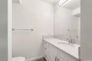 747 Amana St, Honolulu, HI 96814 - Photo 9