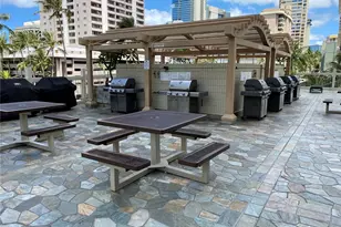 445 Seaside Ave, Honolulu, HI 96815 - Photo 17