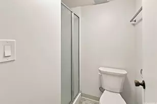 469 Ena Rd, Honolulu, HI 96815 - Photo 9