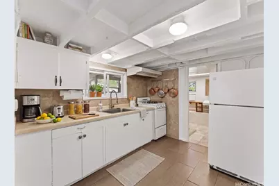 3470 Kalua Road, Honolulu, HI 96816 - Photo 11