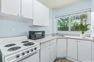 1868 Kahakai Dr, Honolulu, HI 96814 - Photo 7