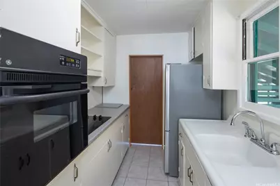 2601 Myrtle Street #Front, Honolulu, HI 96816 - Photo 5