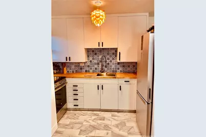 2118 Kuhio Avenue #402, Honolulu, HI 96815 - Photo 1