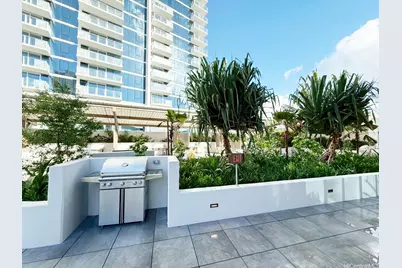 1515 Liona Street #2208, Honolulu, HI 96814 - Photo 17