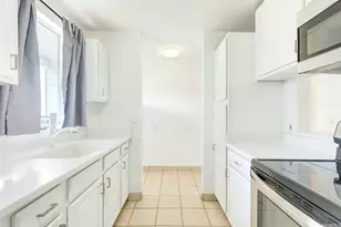 94-207 Lumiaina Pl, Waipahu, HI 96797 - Photo 7