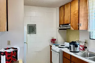 906 Lehua Ave, Pearl City, HI 96782 - Photo 3