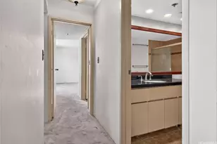581 Kamoku St, Honolulu, HI 96826 - Photo 11