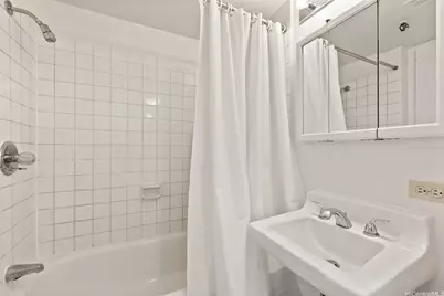 2499 Kapiolani Boulevard #1502, Honolulu, HI 96826 - Photo 9