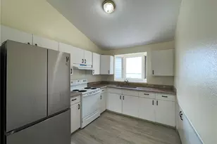 94-472 Kipou St, Waipahu, HI 96797 - Photo 5