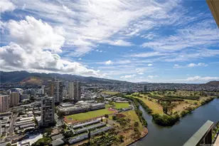 2121 Ala Wai Blvd, Honolulu, HI 96815 - Photo 17