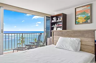 3056 Kalakaua Ave, Honolulu, HI 96815 - Photo 9