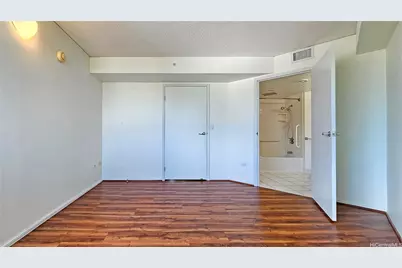 1314 Kalakaua Avenue #802, Honolulu, HI 96826 - Photo 1
