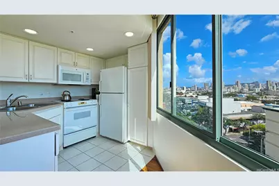 1314 Kalakaua Avenue #802, Honolulu, HI 96826 - Photo 11