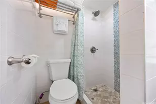 1700 Ala Moana Blvd, Honolulu, HI 96815 - Photo 15