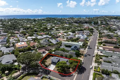 4207 Puulani Place, Honolulu, HI 96816 - Photo 1