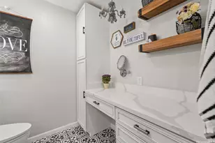 610 Koko Isle Cir, Honolulu, HI 96825 - Photo 15
