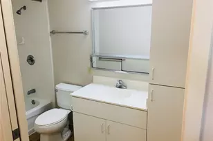3009 Ala Makahala Pl, Honolulu, HI 96818 - Photo 5
