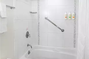 410 Atkinson Dr, Honolulu, HI 96814 - Photo 7