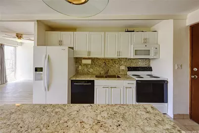 1655 Makaloa Street #1807, Honolulu, HI 96814 - Photo 1