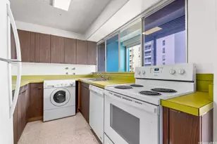 439 Keoniana St, Honolulu, HI 96815 - Photo 7