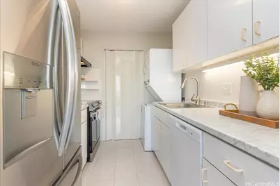 2233 Ala Wai Boulevard #6B, Honolulu, HI 96815 - Photo 9