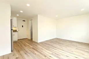 1560 Kanunu St, Honolulu, HI 96814 - Photo 3