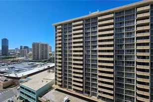 1560 Kanunu St, Honolulu, HI 96814 - Photo 11