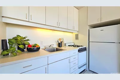 1550 Wilder Avenue #A905, Honolulu, HI 96822 - Photo 7