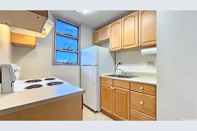 2740 Kuilei Street #2204, Honolulu, HI 96826 - Photo 5