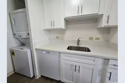 320 Liliuokalani Avenue #2405, Honolulu, HI 96815 - Photo 3