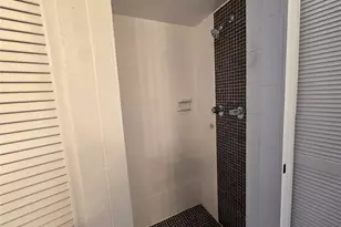 320 Liliuokalani Ave, Honolulu, HI 96815 - Photo 11
