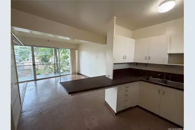 1143 Hassinger Street, Honolulu, HI 96822 - Photo 3