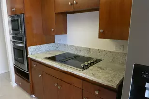 1050 Lunalilo St, Honolulu, HI 96822 - Photo 7
