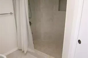 1050 Lunalilo St, Honolulu, HI 96822 - Photo 17