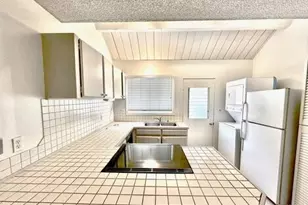 521 Pepeekeo St, Honolulu, HI 96825 - Photo 5