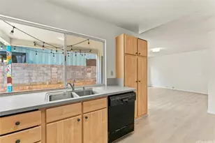 1063 Kamaole St, Honolulu, HI 96825 - Photo 7